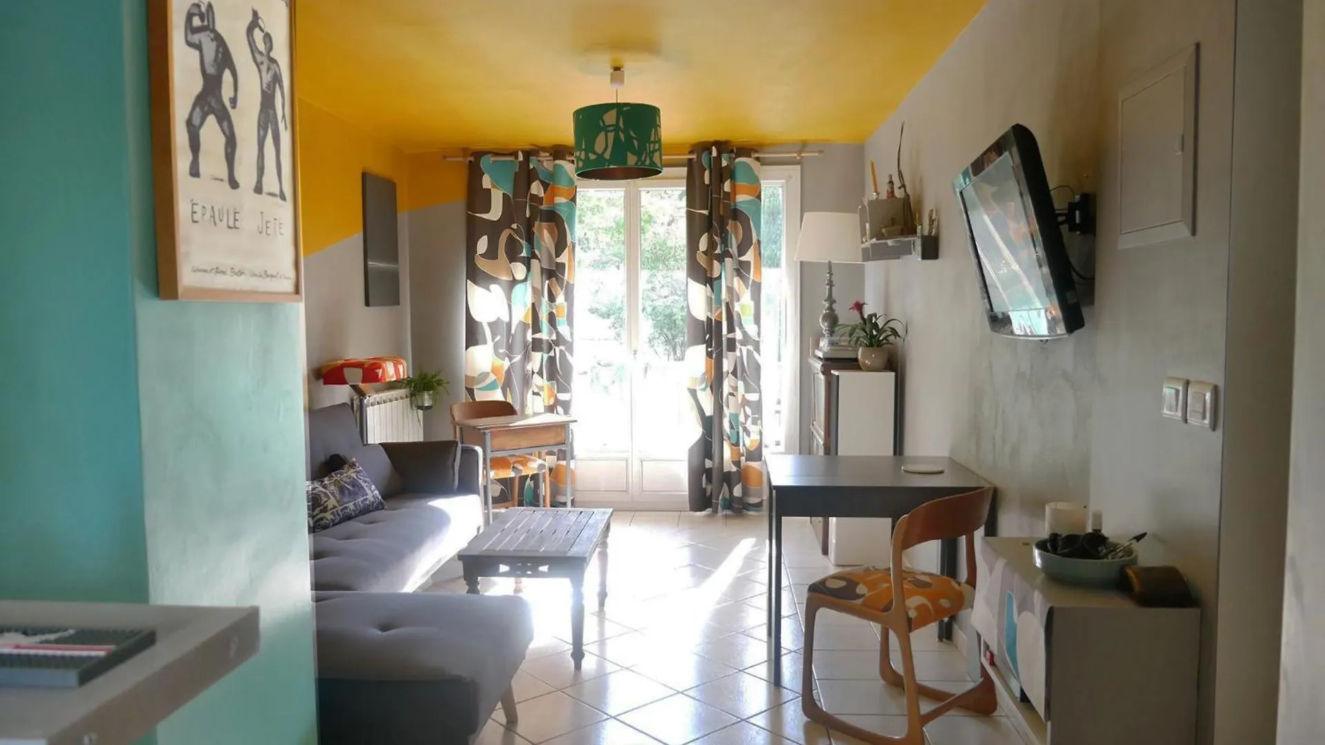 Séjour chez l'habitant Appartement A Proximite Du Centre Ville Aix-en-Provence